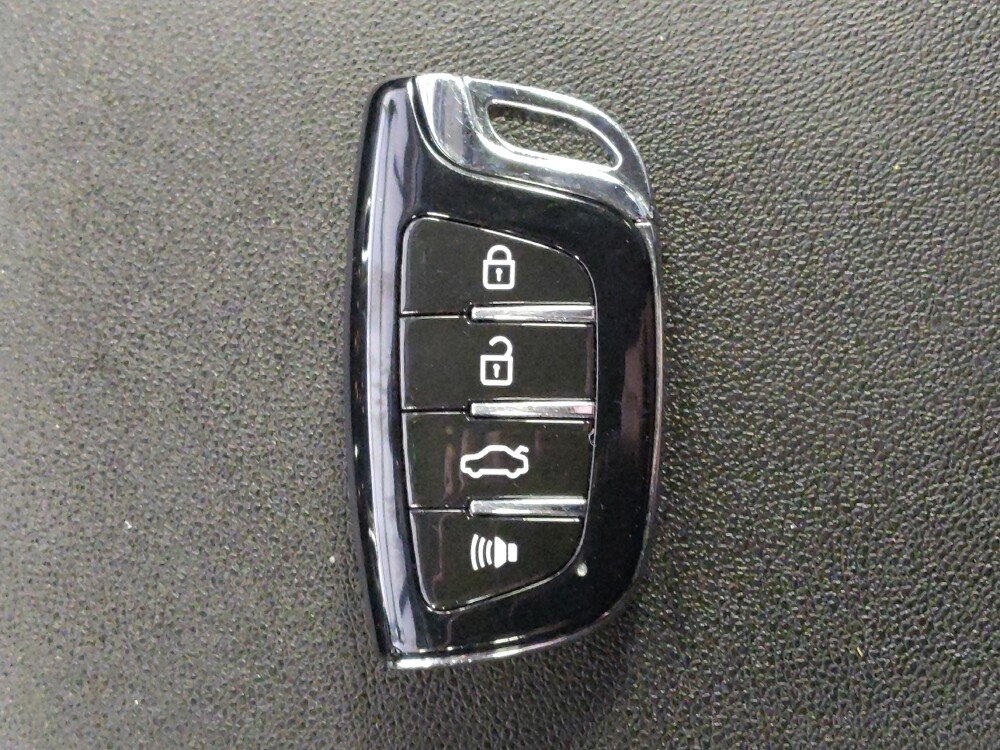 2020 Chevrolet Equinox in Tyler, TX 75701 - 18127651 32