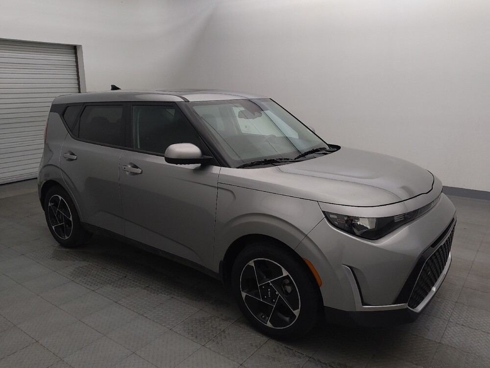 2025 Kia Soul in Houston, TX 77060 - 18127657 11