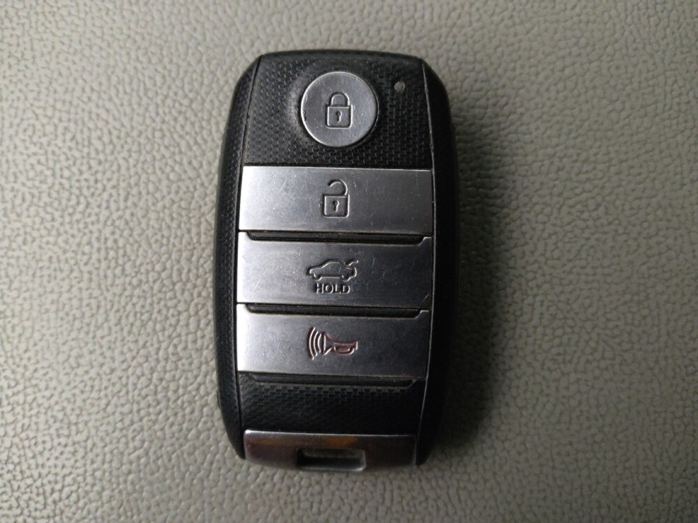 2018 Kia Optima in Houston, TX 77034 - 18127659 32