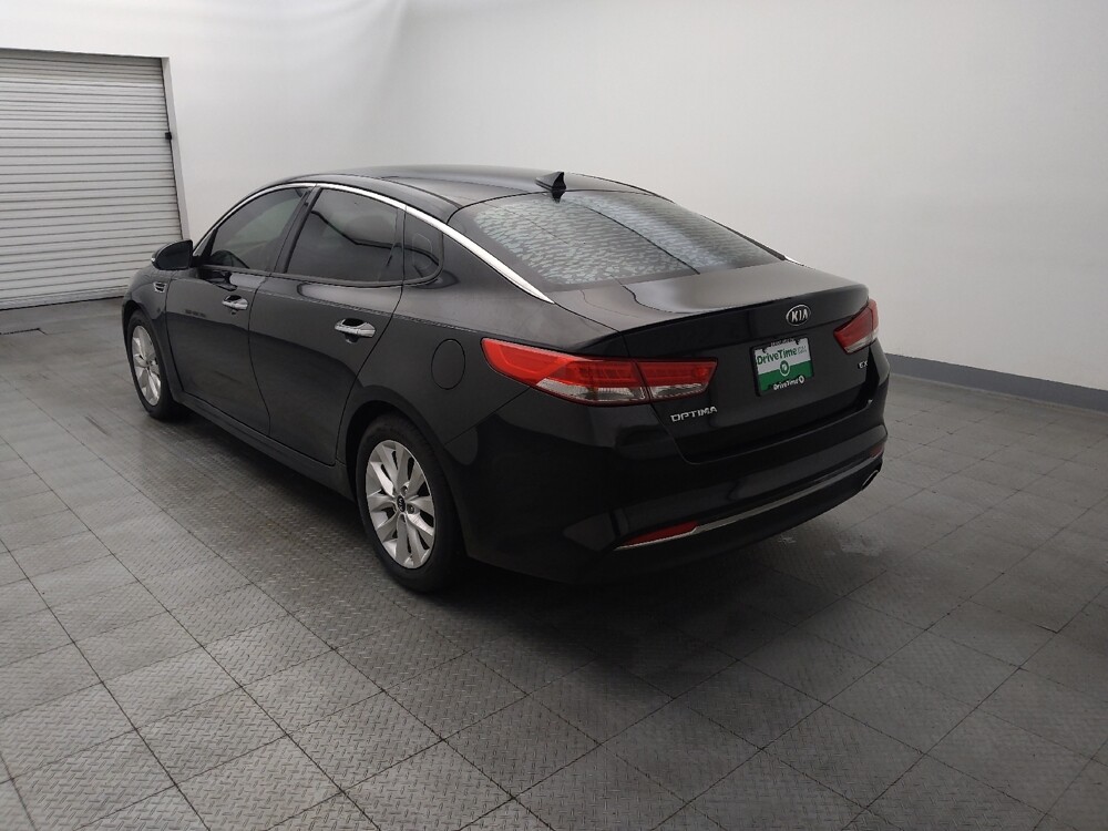 2018 Kia Optima in Houston, TX 77034 - 18127659 5