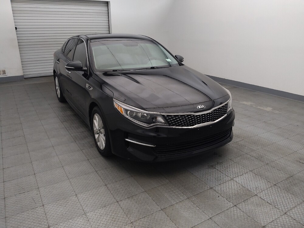 2018 Kia Optima in Houston, TX 77034 - 18127659 14