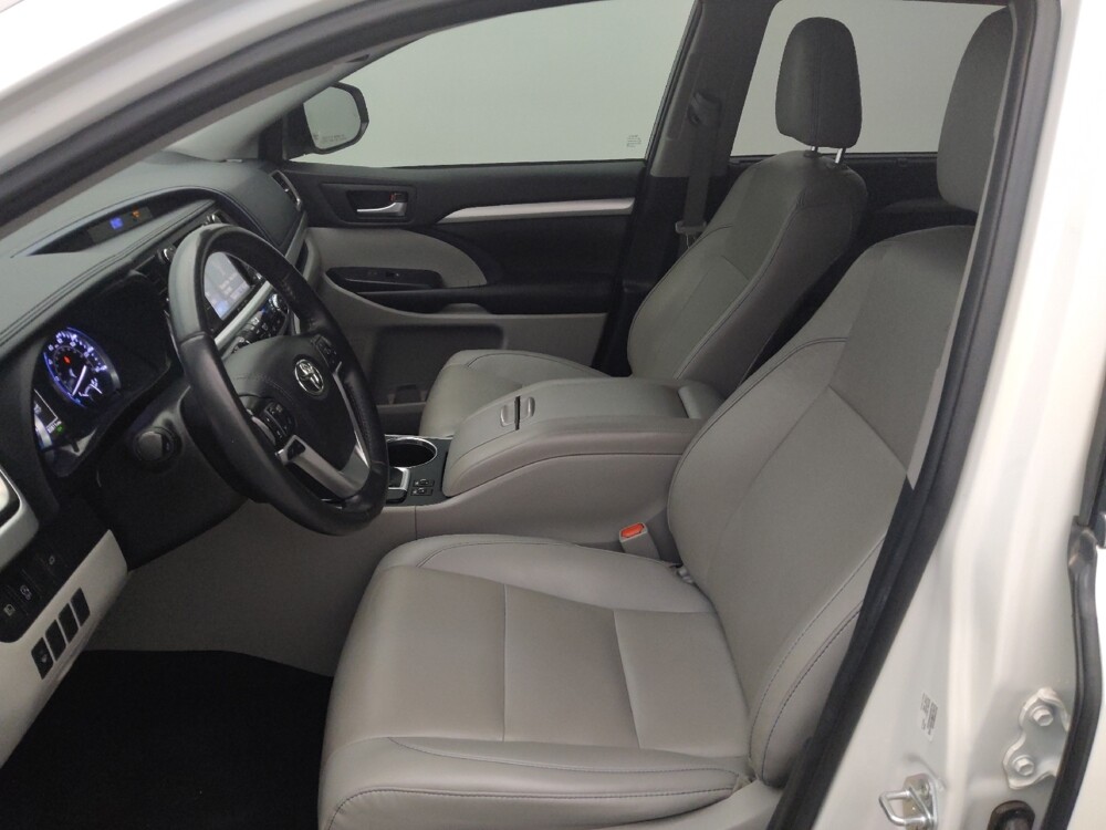 2019 Toyota Highlander in Tyler, TX 75701 - 18127665 17