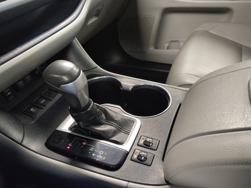 2019 Toyota Highlander in Tyler, TX 75701 - 18127665 26