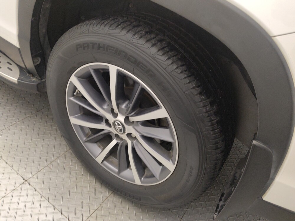 2019 Toyota Highlander in Tyler, TX 75701 - 18127665 31