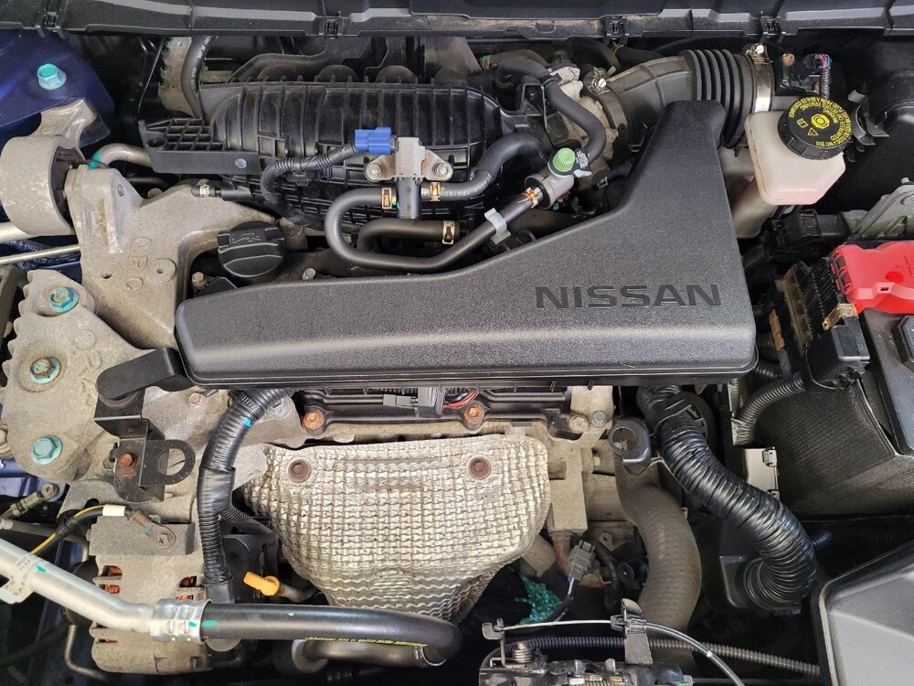 2017 Nissan Rogue in Louisville, KY 40258 - 18127668 30