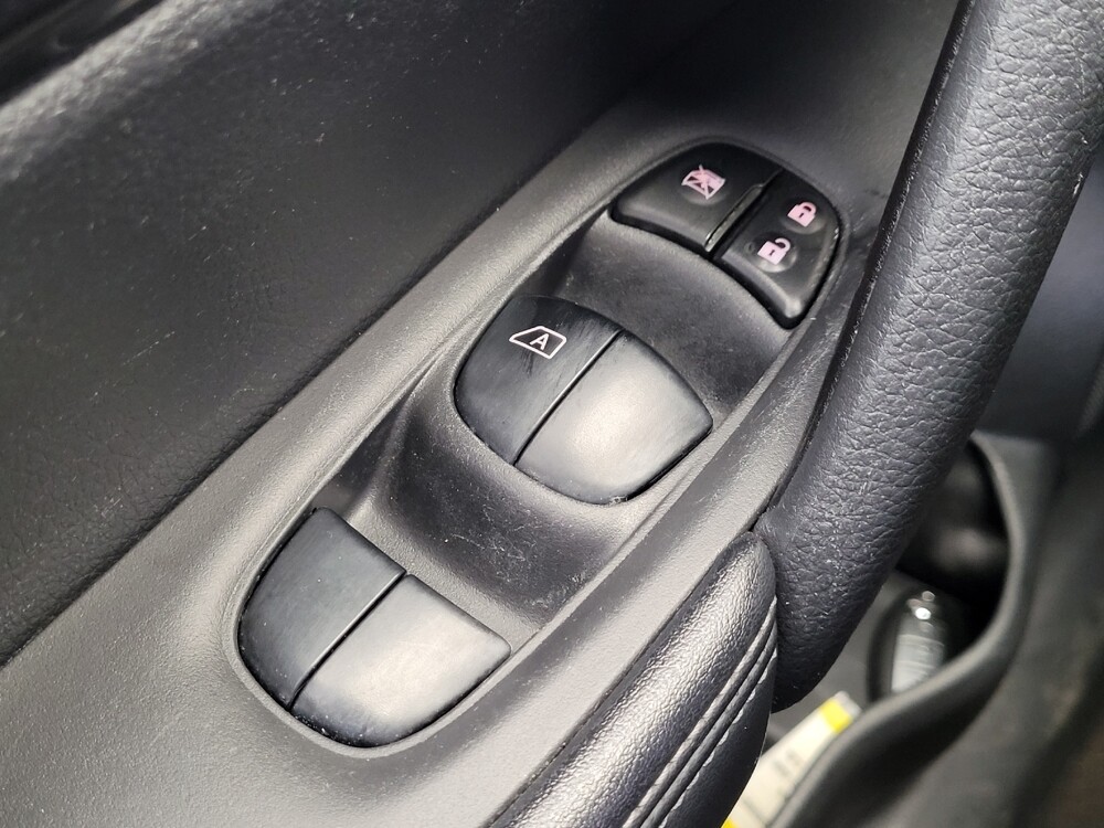 2017 Nissan Rogue in Louisville, KY 40258 - 18127668 27