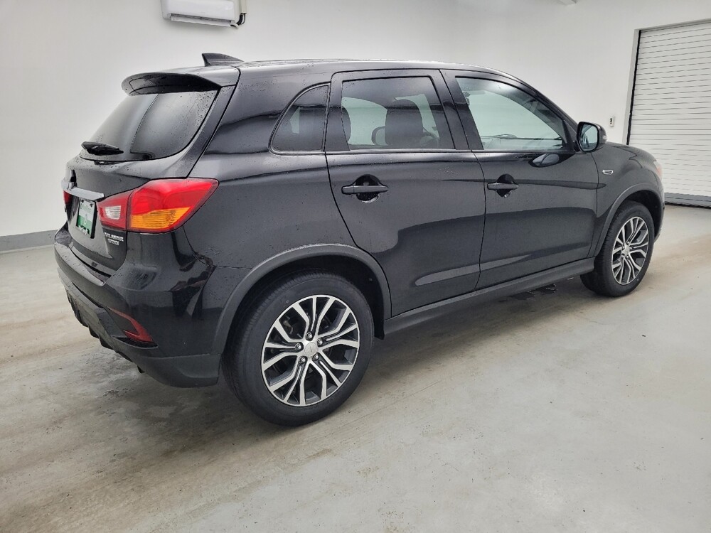 2018 Mitsubishi Outlander Sport in Columbus, OH 43228 - 18127669 10