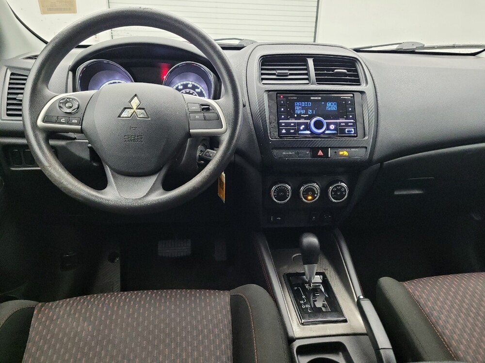 2018 Mitsubishi Outlander Sport in Columbus, OH 43228 - 18127669 22