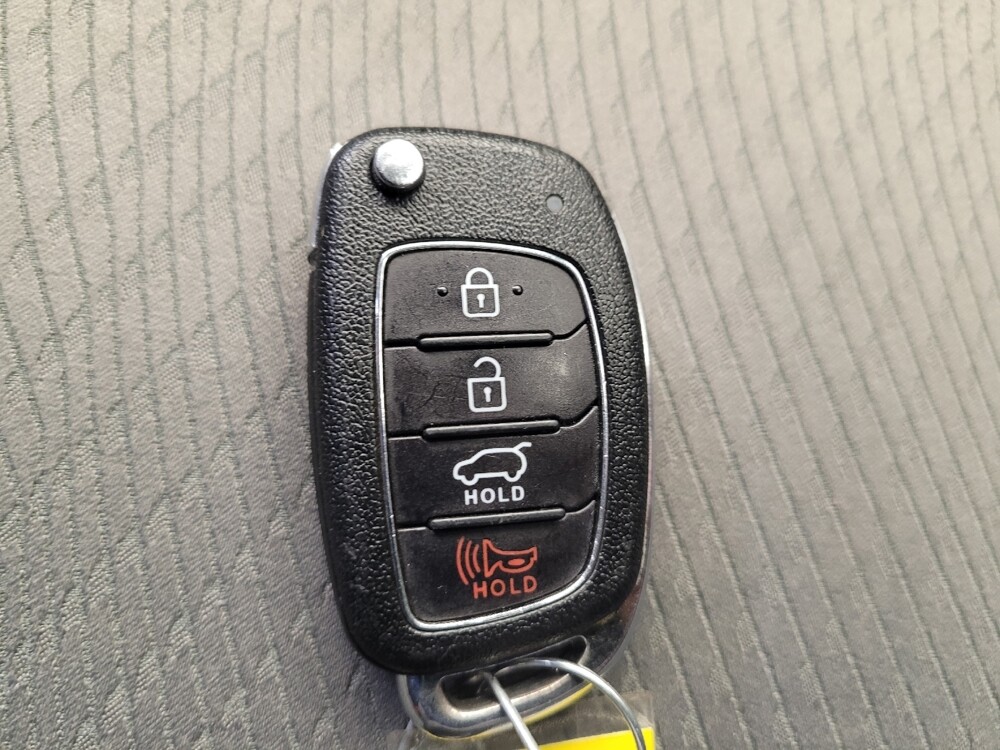 2017 Hyundai Santa Fe in Louisville, KY 40258 - 18127672 32