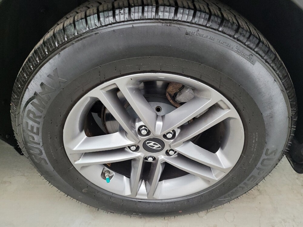 2017 Hyundai Santa Fe in Louisville, KY 40258 - 18127672 31