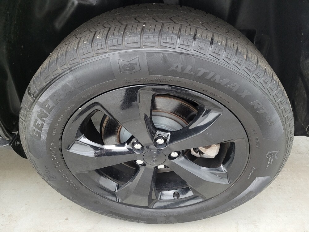 2021 Jeep Cherokee in Columbus, OH 43228 - 18127674 31