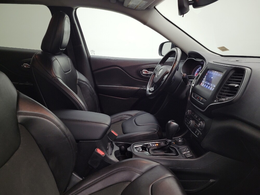 2021 Jeep Cherokee in Columbus, OH 43228 - 18127674 21