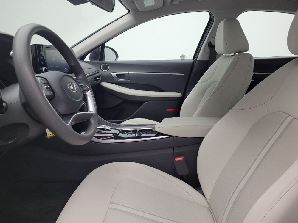 2023 Hyundai Sonata in Miamisburg, OH 45342 - 18127675 17