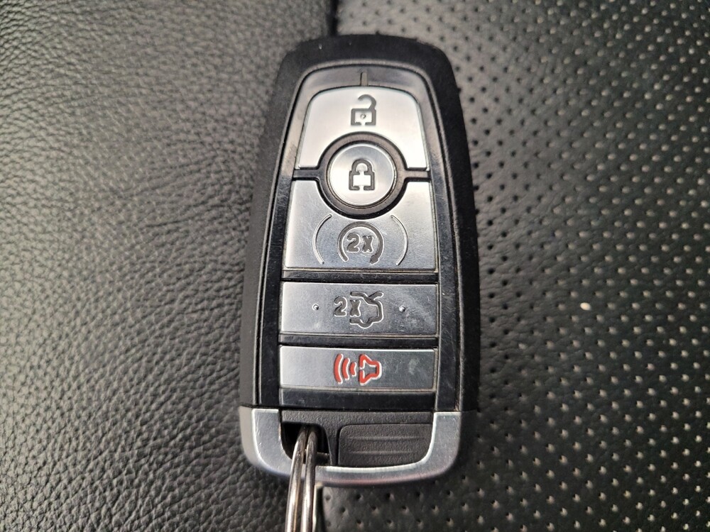 2018 Ford Explorer in Louisville, KY 40258 - 18127676 32