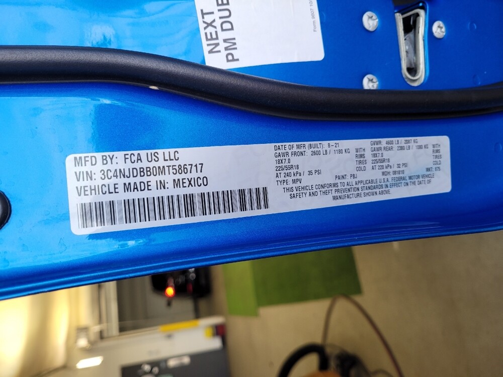 2021 Jeep Compass in Louisville, KY 40258 - 18127677 33