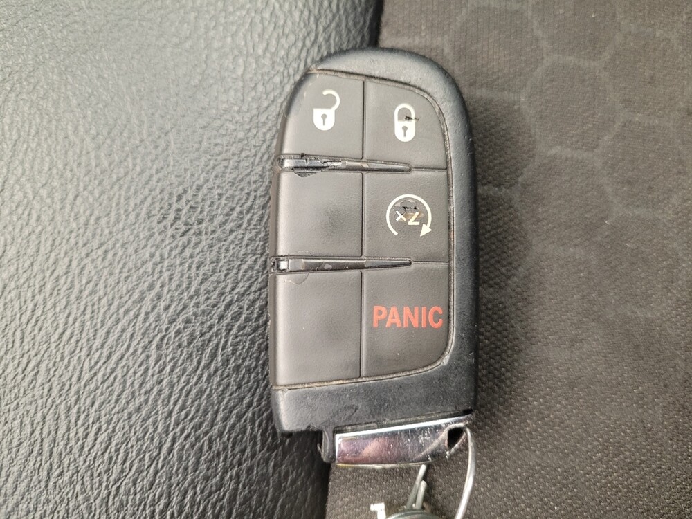 2021 Jeep Compass in Louisville, KY 40258 - 18127677 32