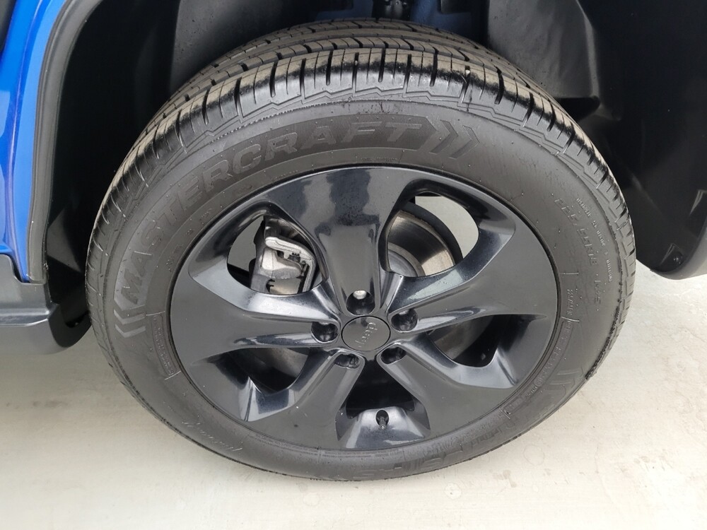 2021 Jeep Compass in Louisville, KY 40258 - 18127677 31