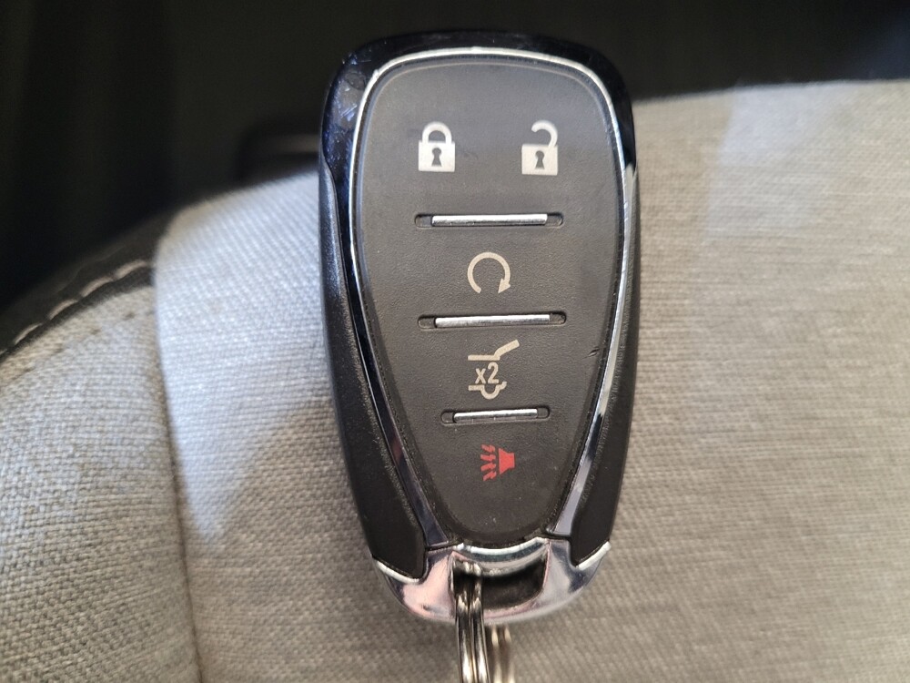 2024 Chevrolet Equinox in Louisville, KY 40258 - 18127679 32