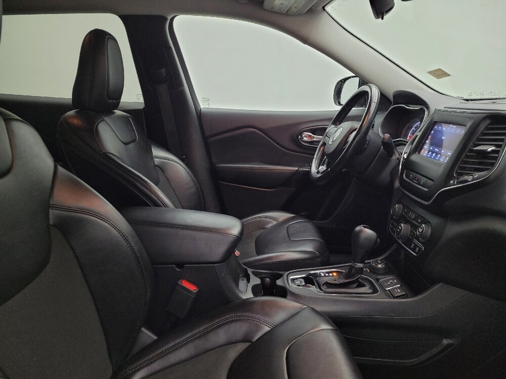 2021 Jeep Cherokee in Columbus, OH 43228 - 18127682 21