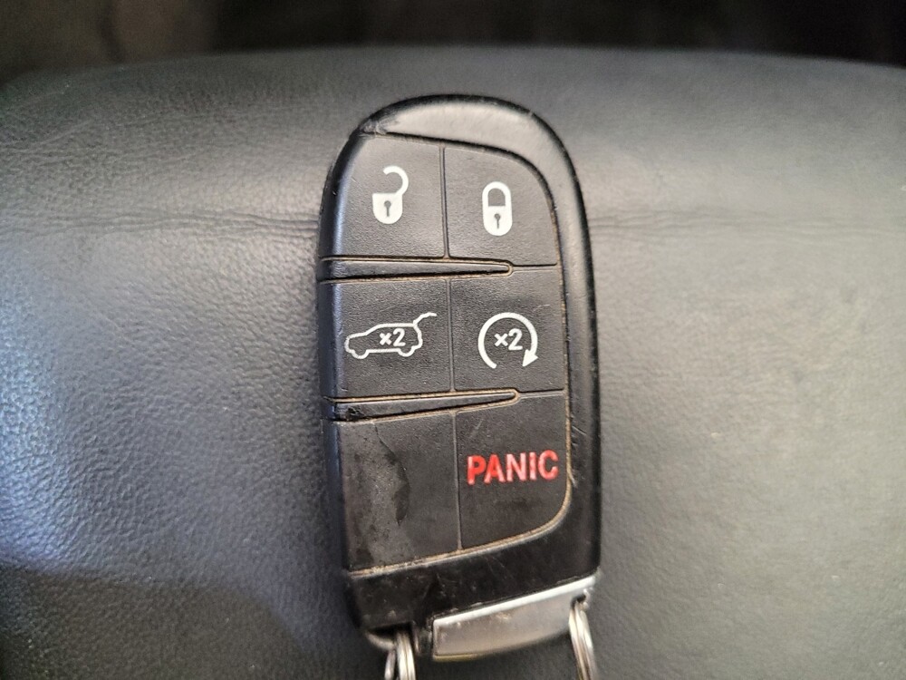 2017 Jeep Grand Cherokee in Columbus, OH 43228 - 18127684 32