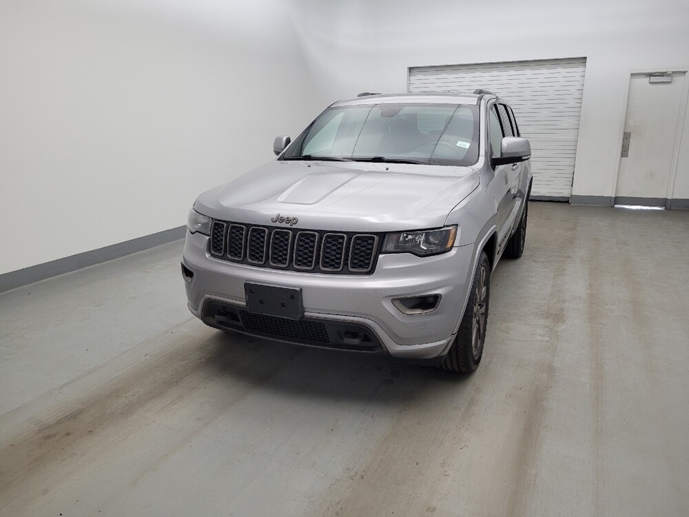 2017 Jeep Grand Cherokee in Columbus, OH 43228 - 18127684 15