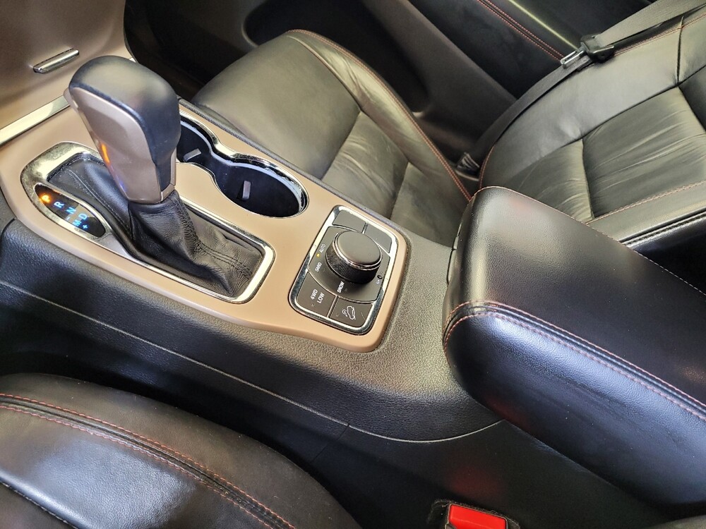 2017 Jeep Grand Cherokee in Columbus, OH 43228 - 18127684 26