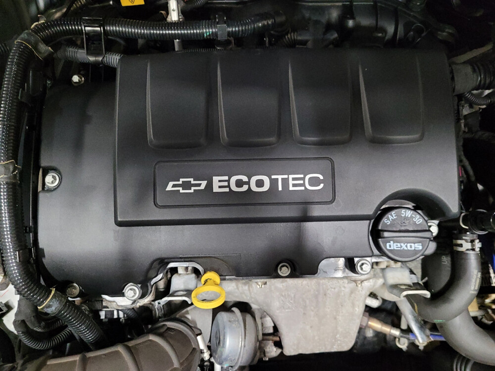 2014 Chevrolet Cruze in New Castle, DE 19720 - 18127686 30