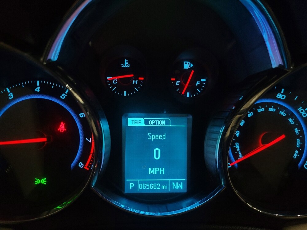 2014 Chevrolet Cruze in New Castle, DE 19720 - 18127686 23