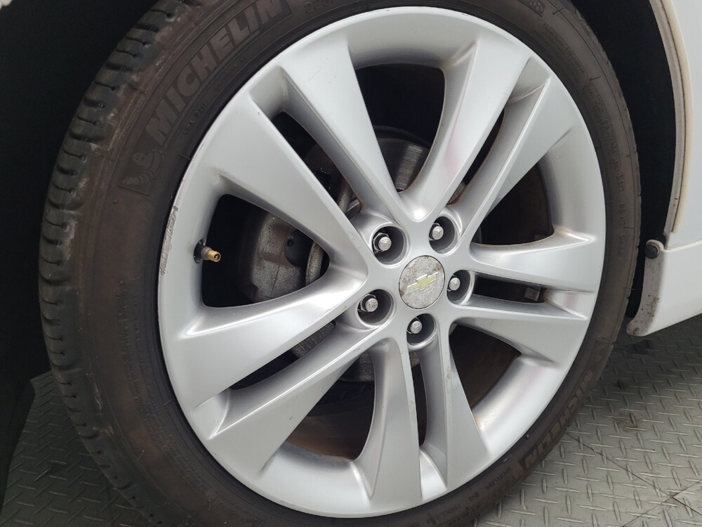 2014 Chevrolet Cruze in New Castle, DE 19720 - 18127686 31