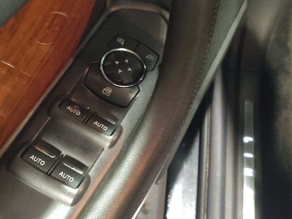 2014 Lincoln MKS in Laurel, MD 20724 - 18127687 27