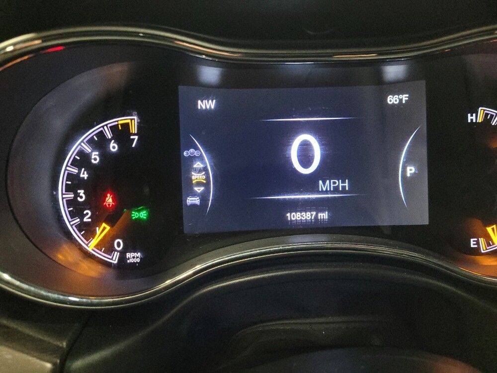 2018 Jeep Grand Cherokee in Williamstown, NJ 8094 - 18127688 23