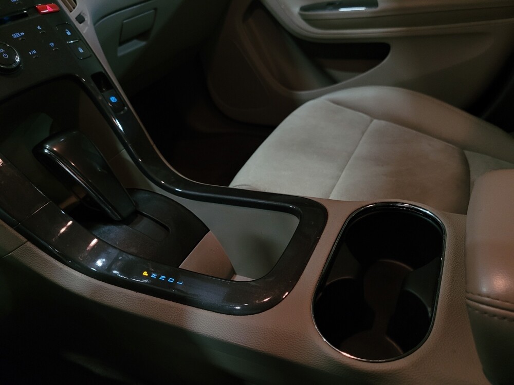 2014 Chevrolet Volt in Laurel, MD 20724 - 18127689 26