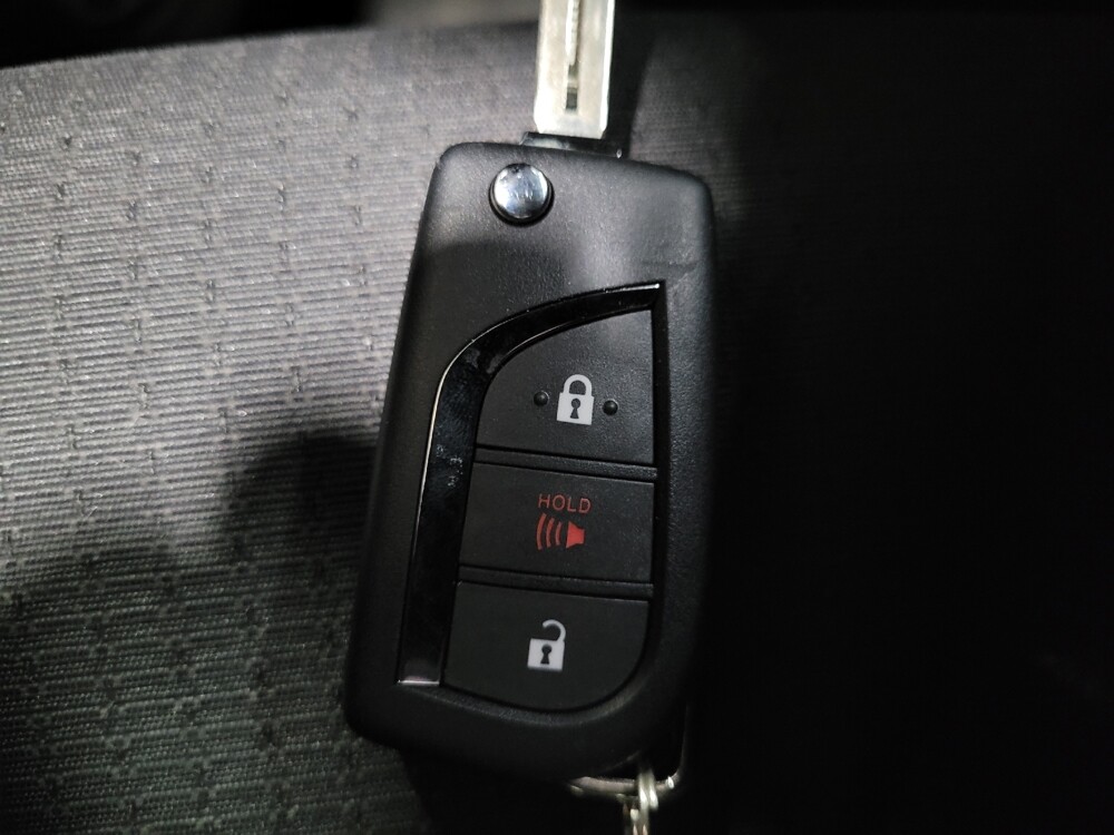 2018 Toyota C-HR in New Castle, DE 19720 - 18127693 32