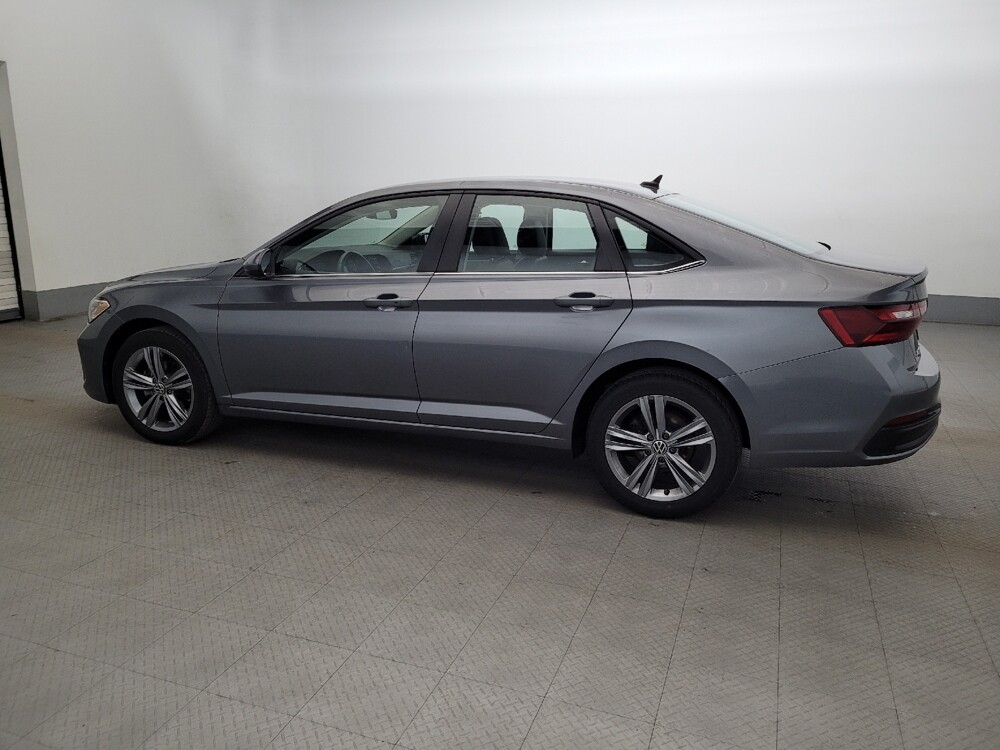 2024 Volkswagen Jetta in Pittsburgh, PA 15236 - 18127694 3