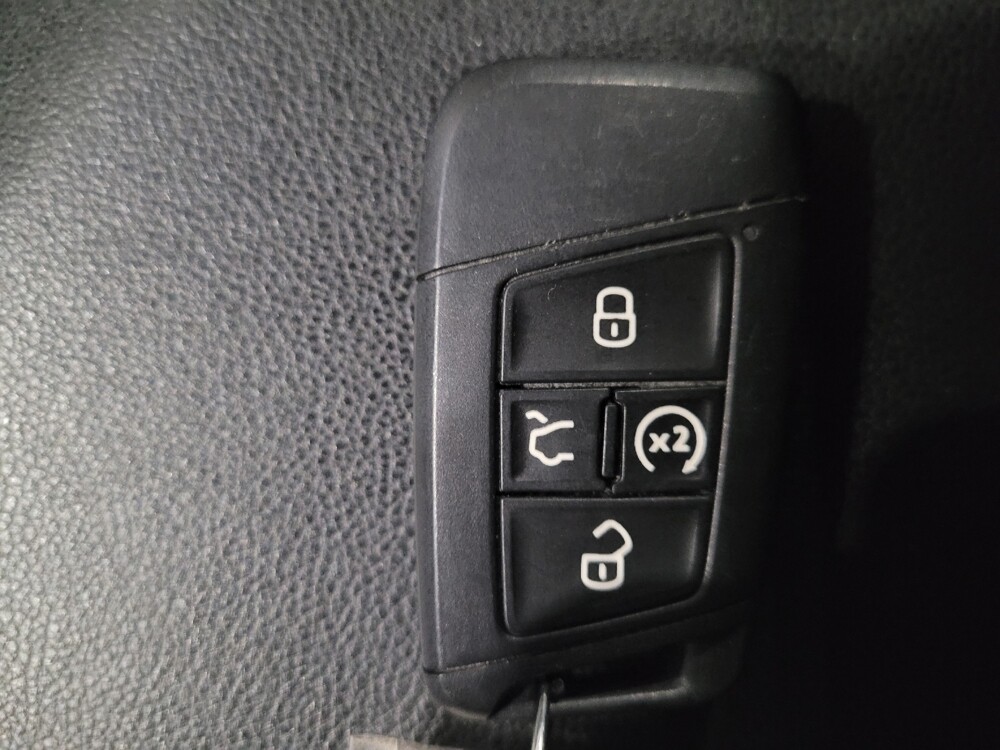 2024 Volkswagen Jetta in Pittsburgh, PA 15236 - 18127694 32