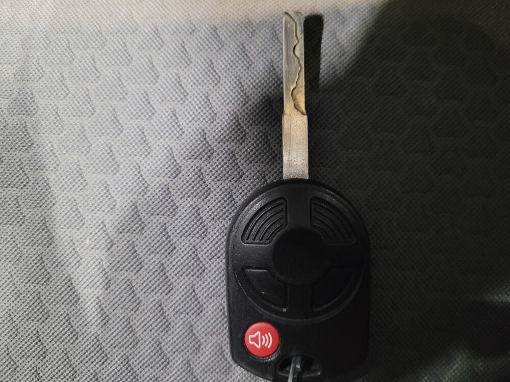 2017 Ford Escape in Richmond, VA 23235 - 18127696 32