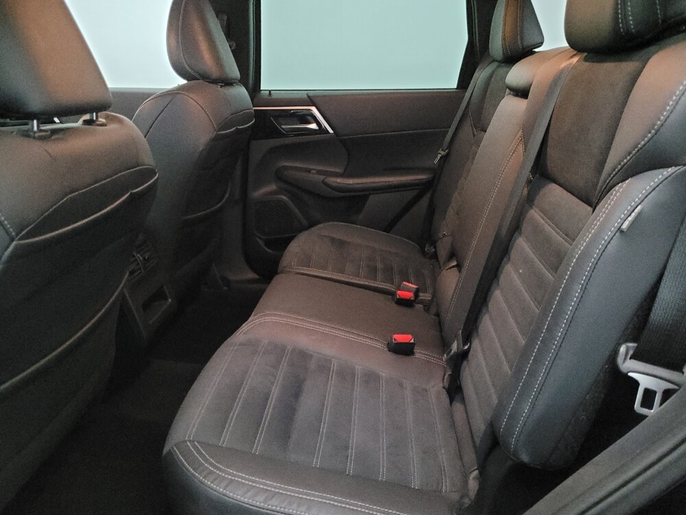 2022 Mitsubishi Outlander in Richmond, VA 23235 - 18127700 18