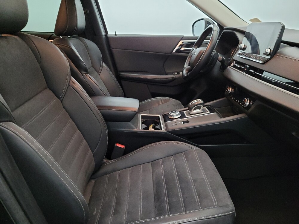 2022 Mitsubishi Outlander in Richmond, VA 23235 - 18127700 21