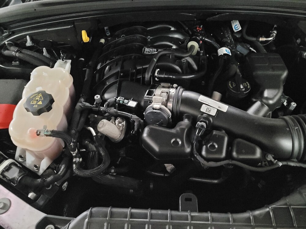 2023 Jeep Grand Cherokee in Pittsburgh, PA 15237 - 18127701 30