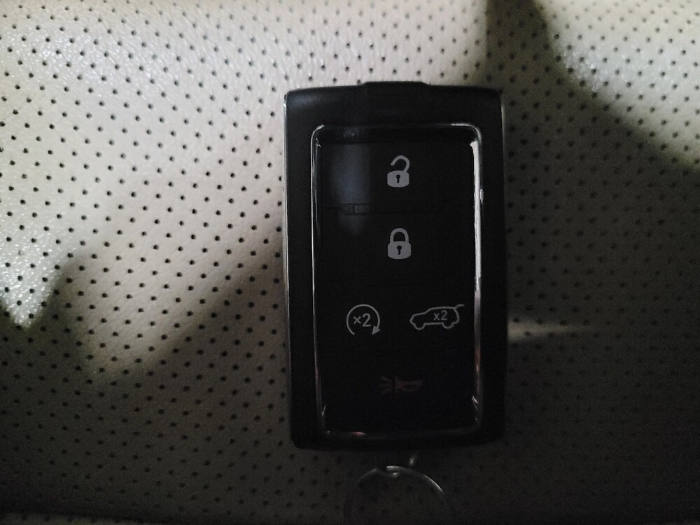 2023 Jeep Grand Cherokee in Pittsburgh, PA 15237 - 18127701 32