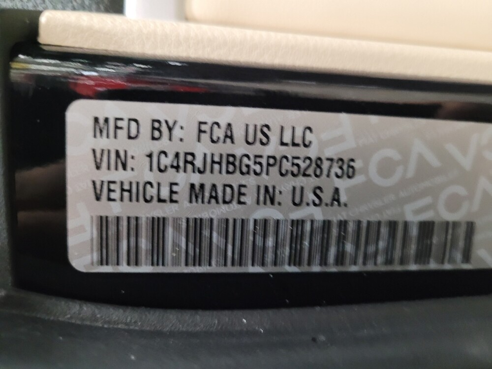 2023 Jeep Grand Cherokee in Pittsburgh, PA 15237 - 18127701 33