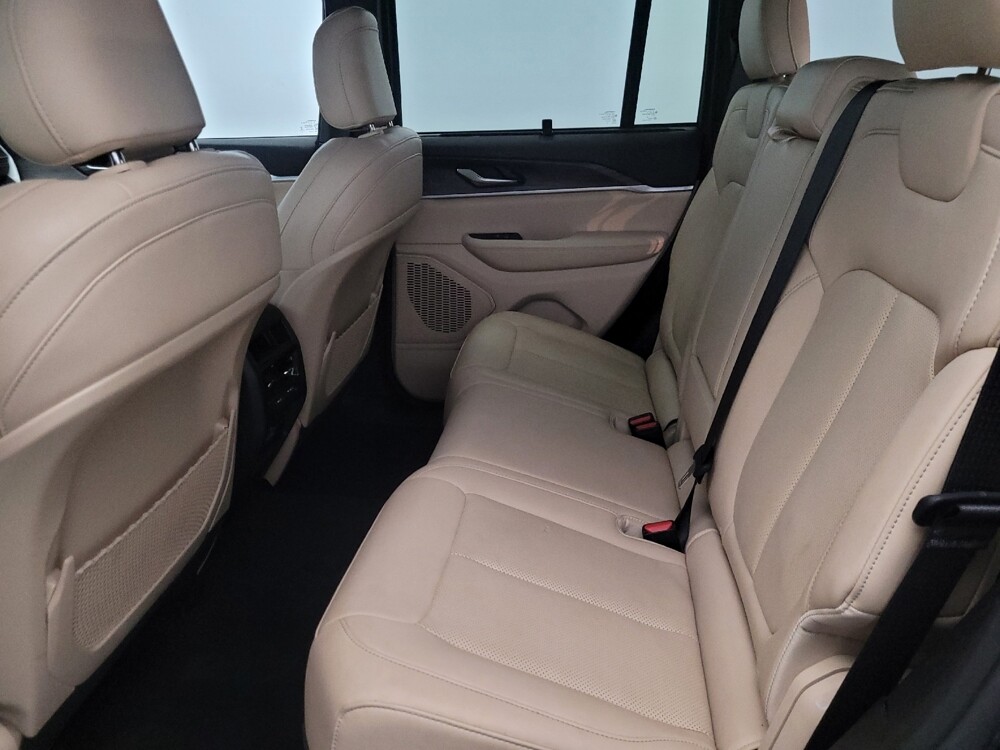 2023 Jeep Grand Cherokee in Pittsburgh, PA 15237 - 18127701 18