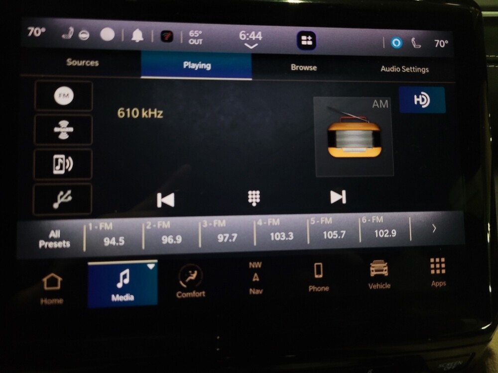 2023 Jeep Grand Cherokee in Pittsburgh, PA 15237 - 18127701 25