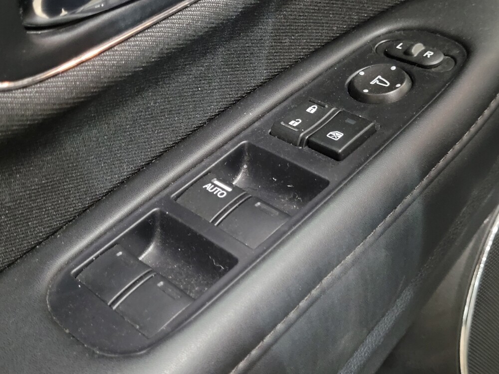 2021 Honda HR-V in Henrico, VA 23223 - 18127706 27