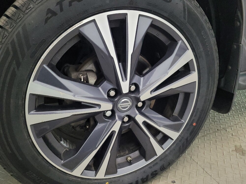 2017 Nissan Pathfinder in Richmond, VA 23235 - 18127710 31