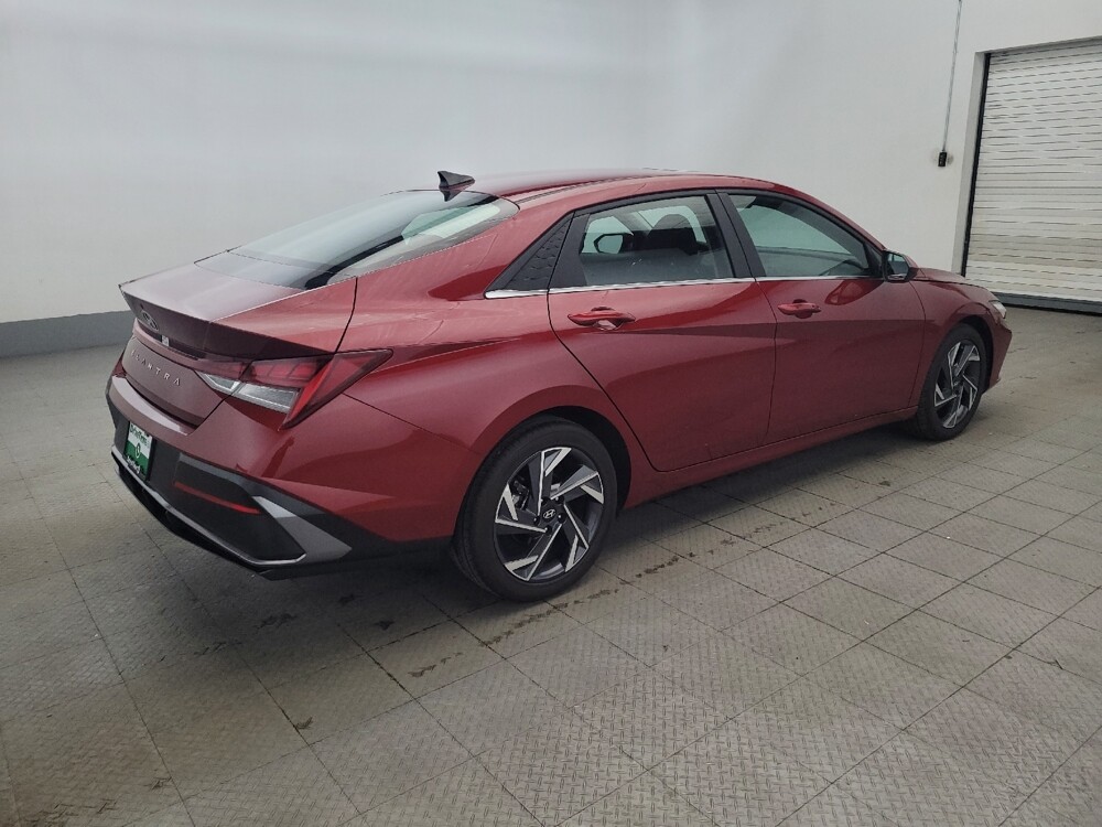 2024 Hyundai Elantra in New Castle, DE 19720 - 18127719 10