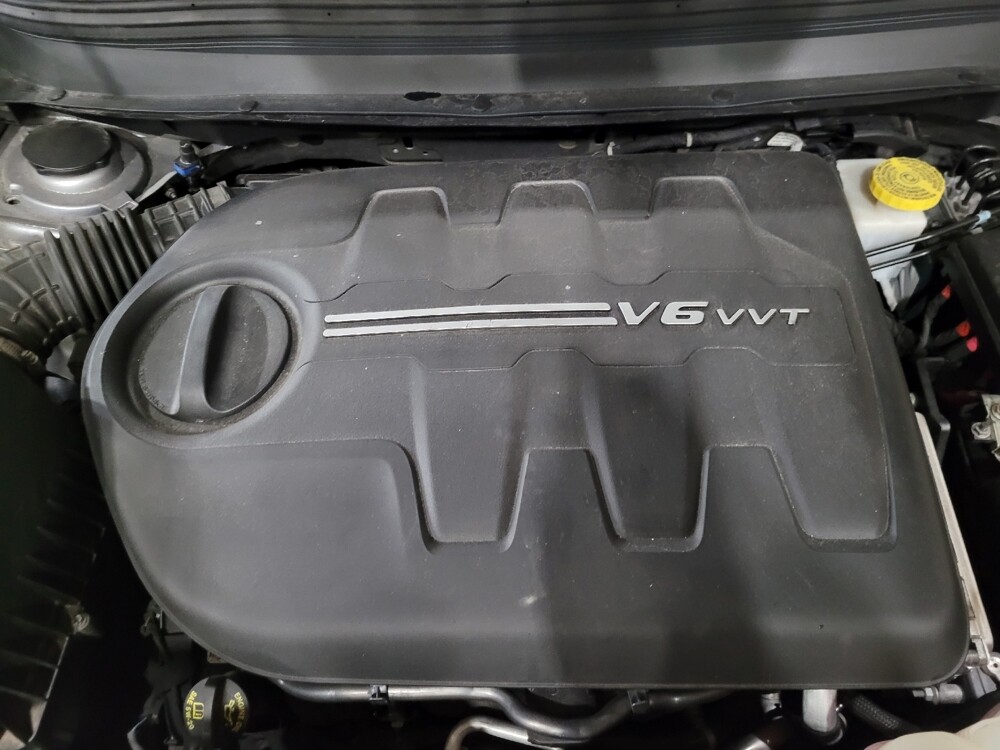 2019 Jeep Cherokee in Williamstown, NJ 8094 - 18127720 30