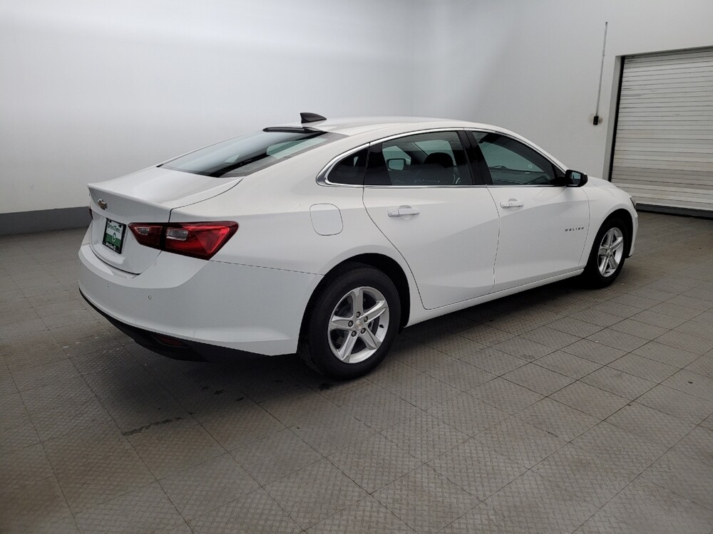 2024 Chevrolet Malibu in New Castle, DE 19720 - 18127726 10