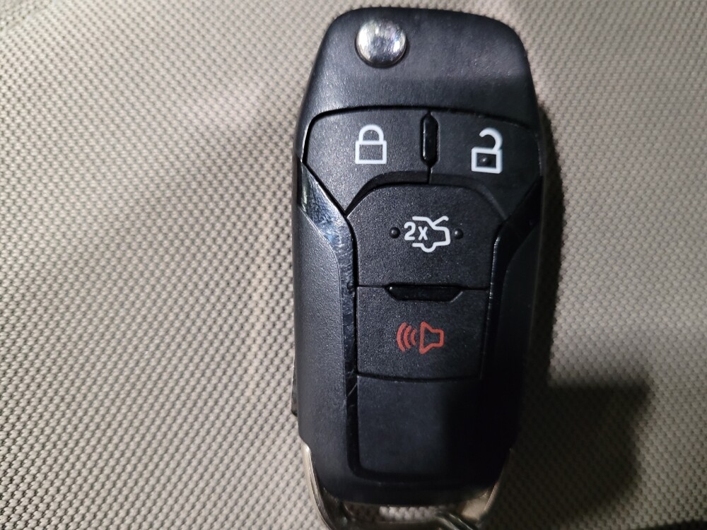 2022 Ford Explorer in New Castle, DE 19720 - 18127727 32