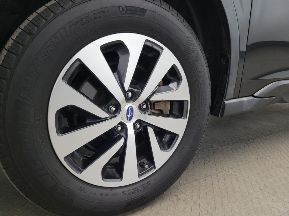 2020 Subaru Outback in New Castle, DE 19720 - 18127733 31
